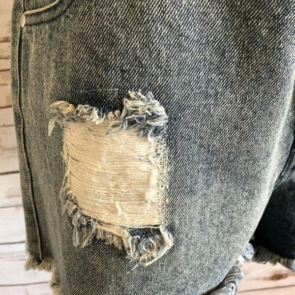 NWT FINDERS KEEPER Women High Waist Distressed Blue Denim Short Shorts Sz Small - Picture 10 of 12